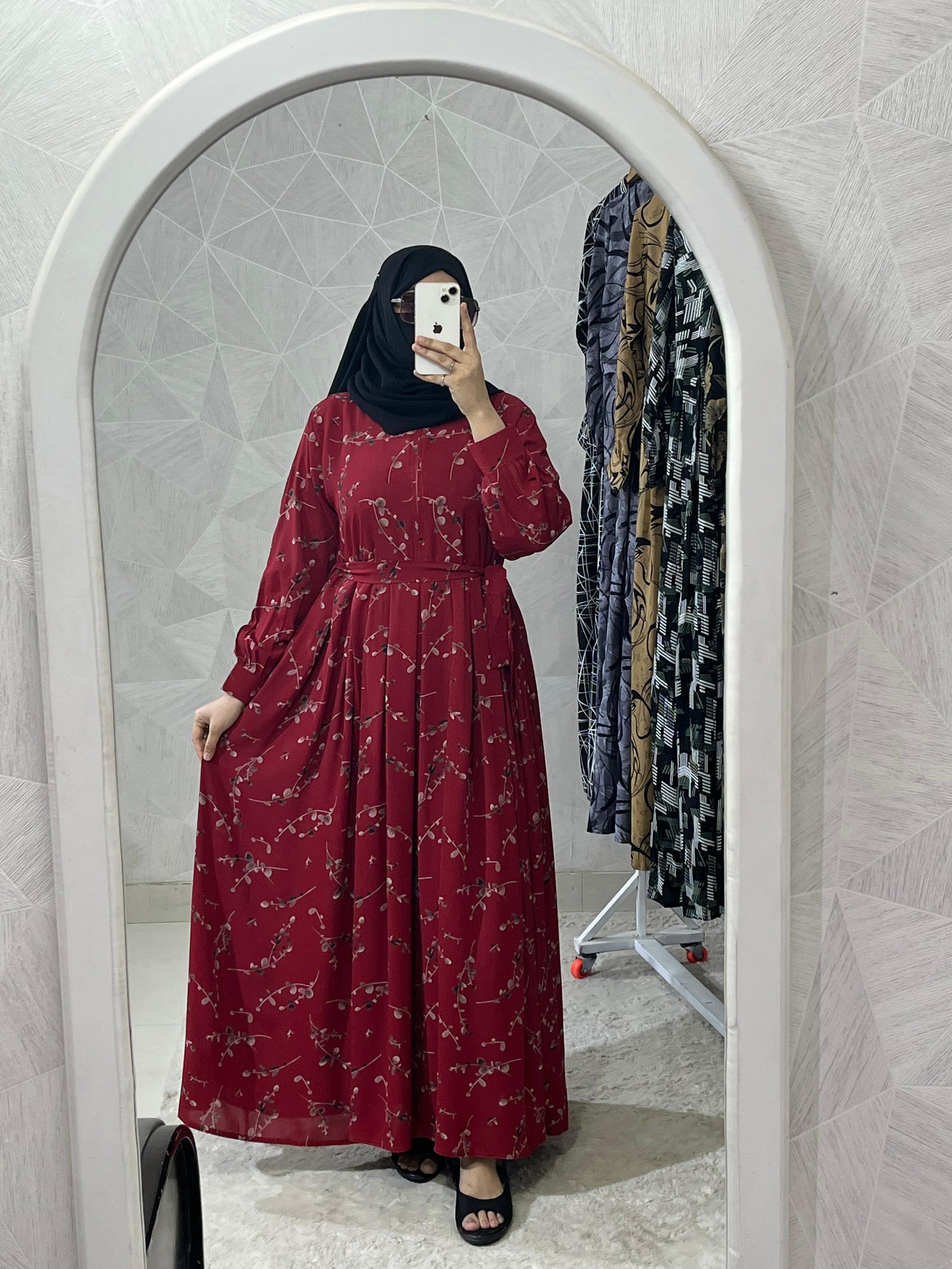 Beautiful Dubai-Made Printed Abaya – A-Line Style | Summer Friendly