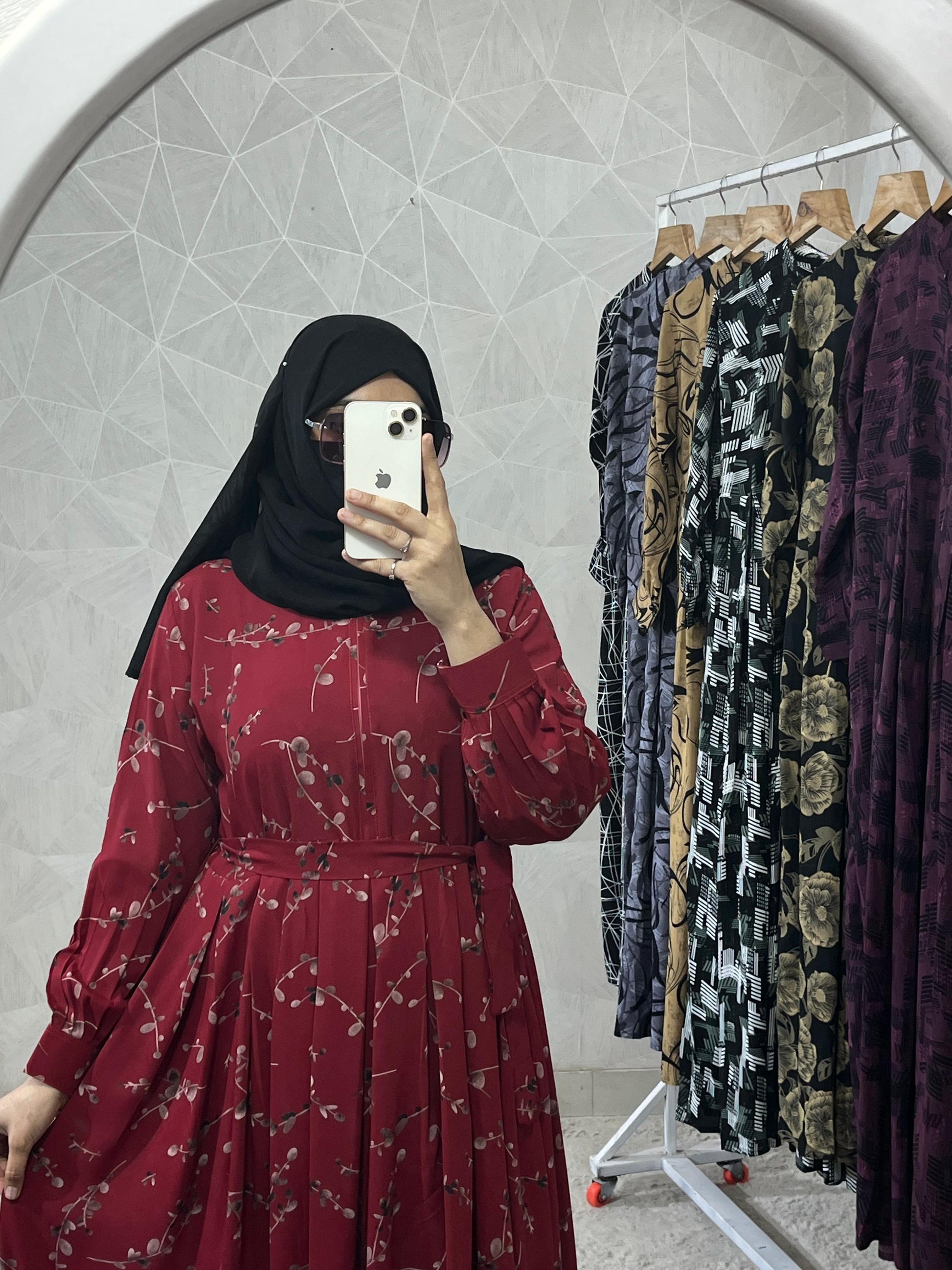 Beautiful Dubai-Made Printed Abaya – A-Line Style | Summer Friendly