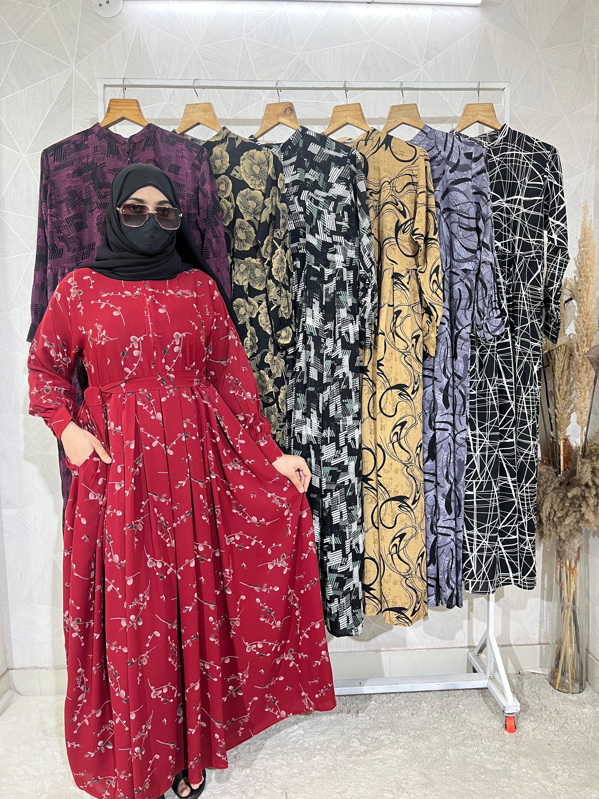 Beautiful Dubai-Made Printed Abaya – A-Line Style | Summer Friendly