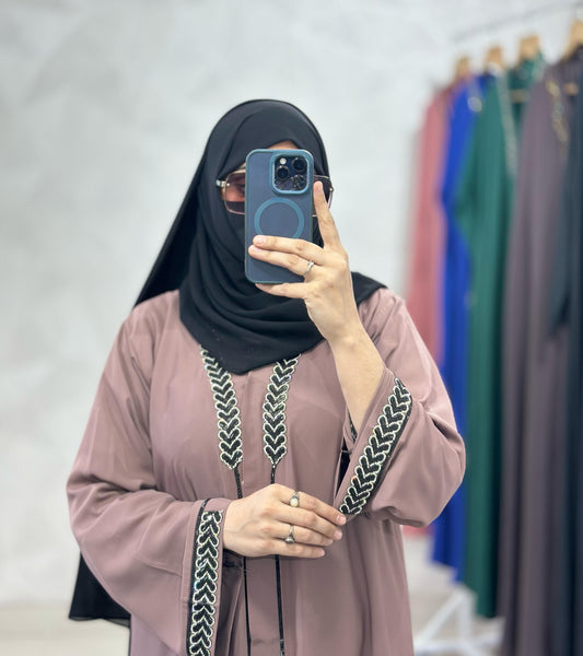Dubai Lace Abaya – Front Open | Cherry Fabric Perfection With Stall