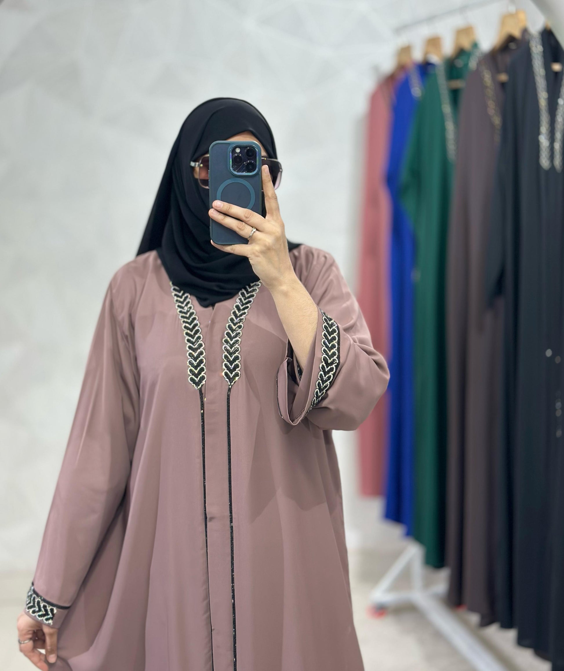 Dubai Lace Abaya – Front Open | Cherry Fabric Perfection With Stall