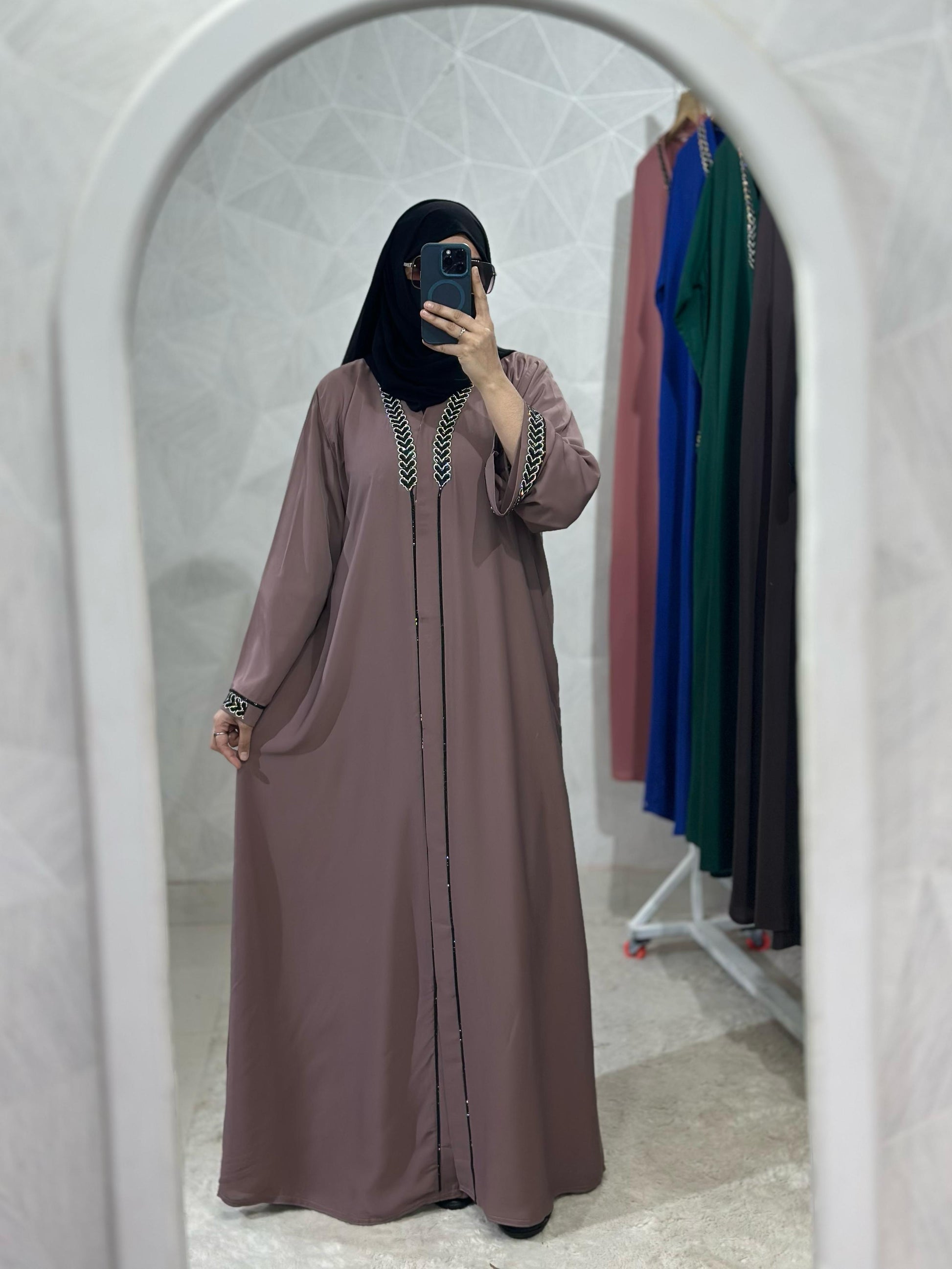 Dubai Lace Abaya – Front Open | Cherry Fabric Perfection With Stall