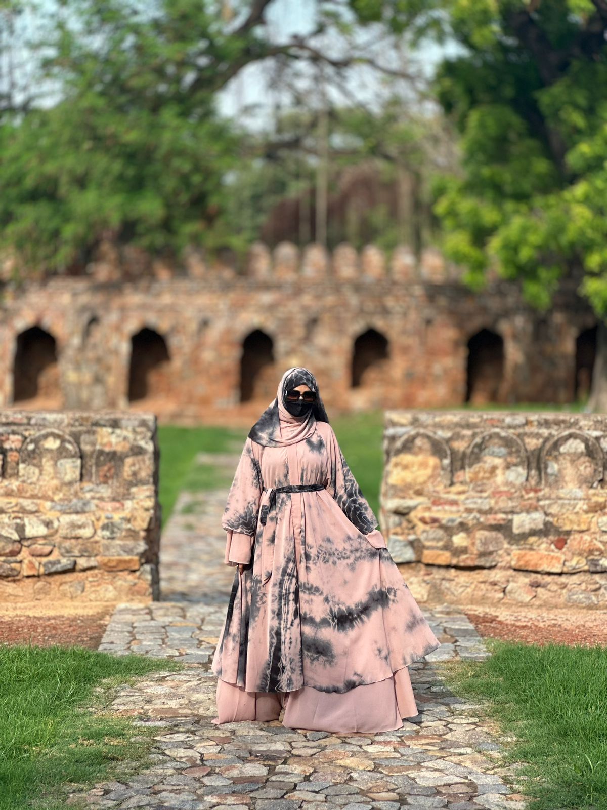 Dubai Style Double-Layered Tie Dye Printed Diamond Chiffon Abaya - Elegant Shrug Design